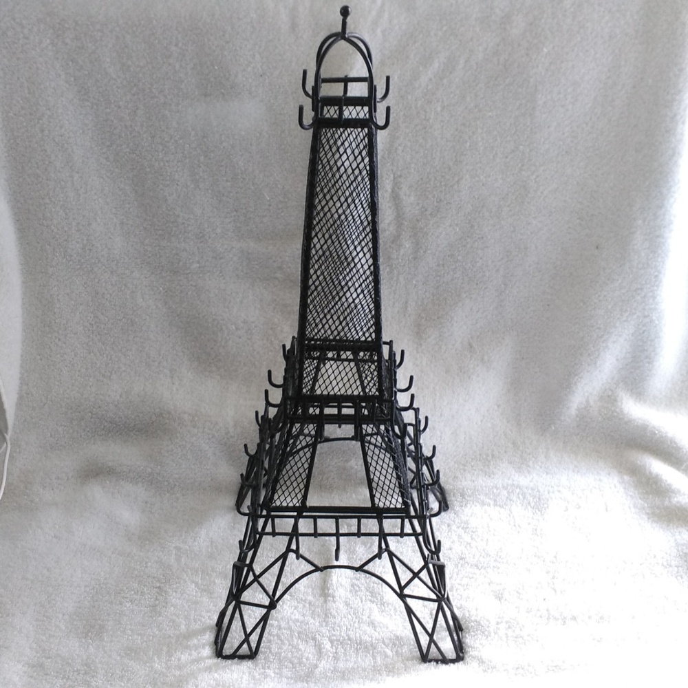 Eiffel Tower Wire Stand 17in x 7in *Free Shipping*